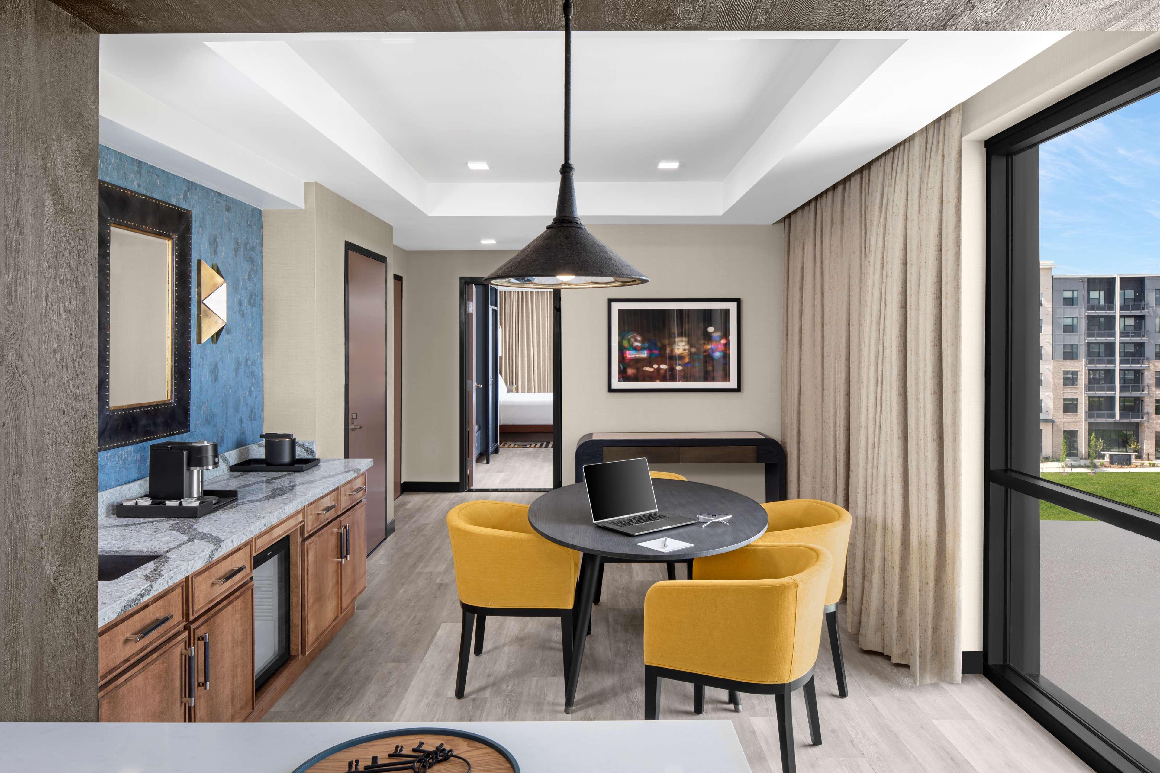 Отель Hyatt Centric Beale Street Мемфис Экстерьер фото