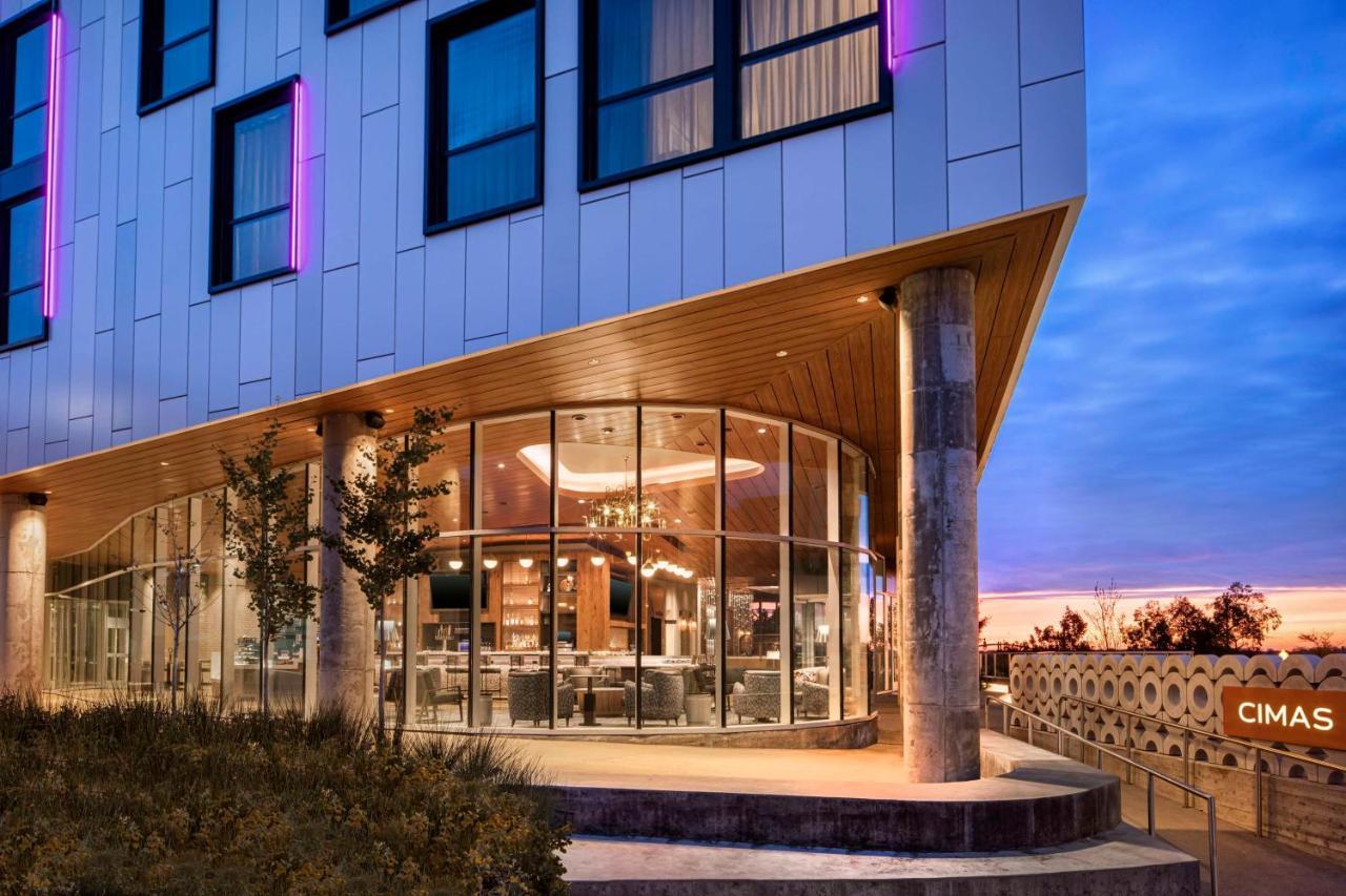Отель Hyatt Centric Beale Street Мемфис Экстерьер фото