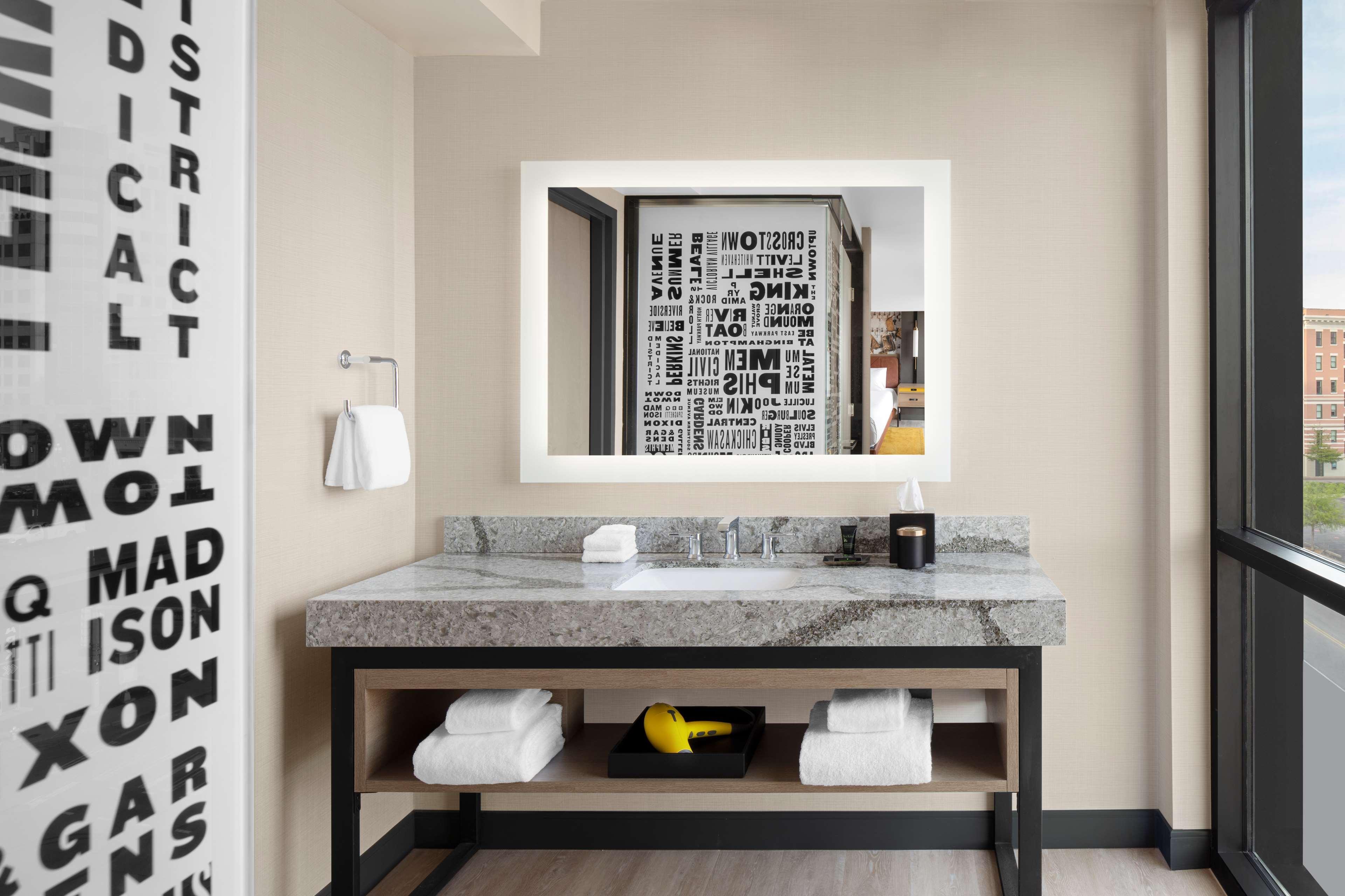 Отель Hyatt Centric Beale Street Мемфис Экстерьер фото